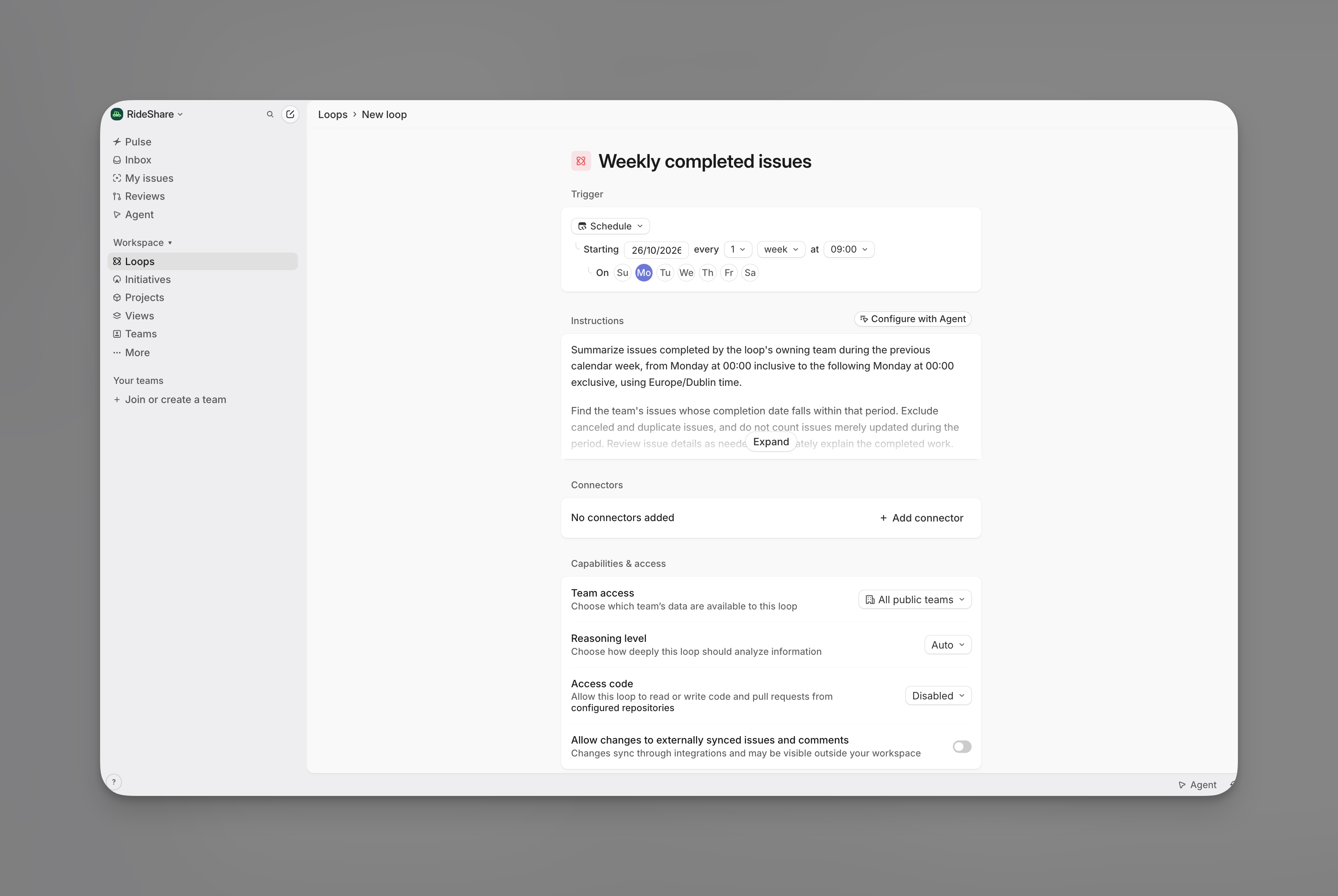 Weekly completed issues loop draft with a weekly schedule trigger on Monday at 09:00, instructions to summarize completed issues, and no connectors added