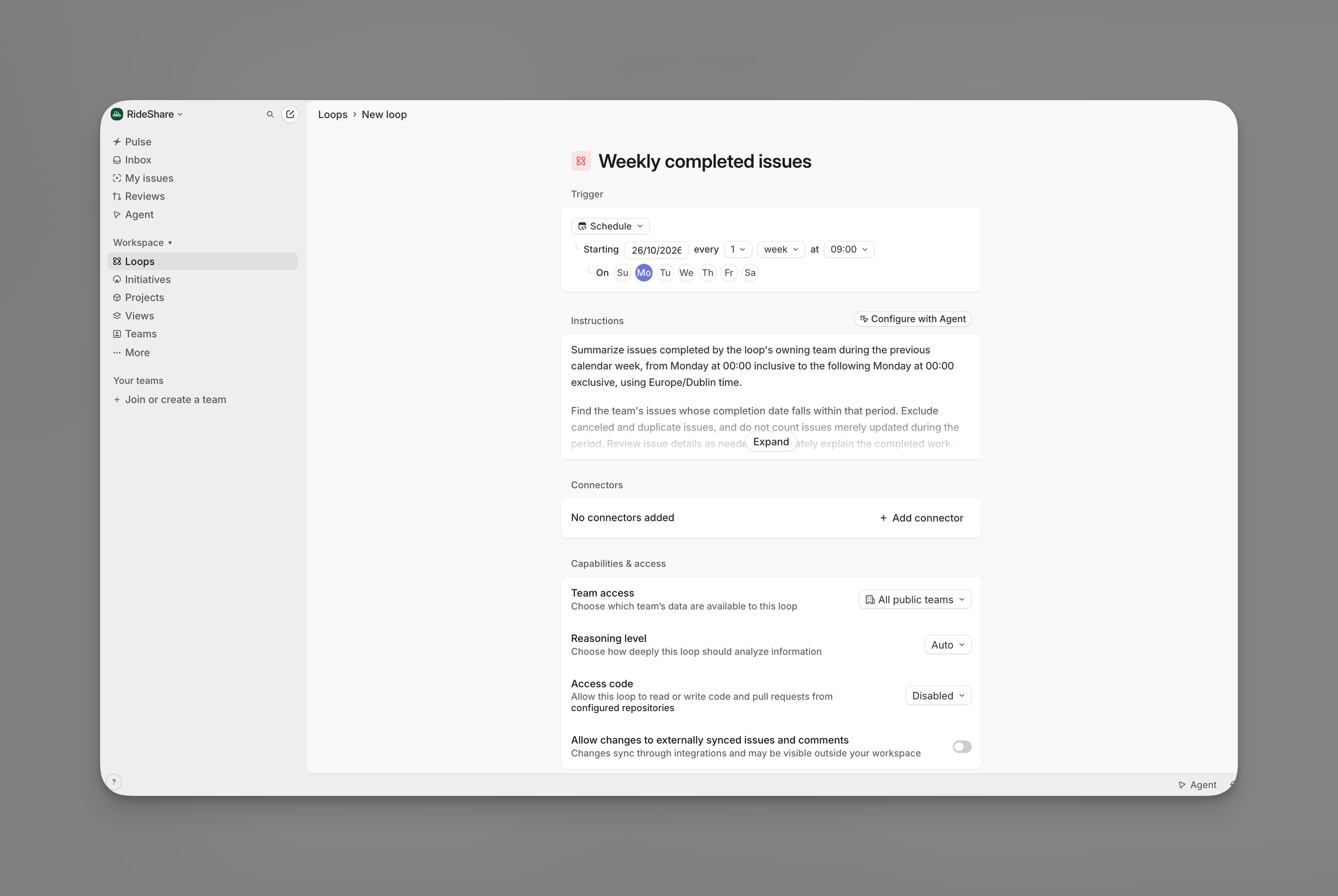 Weekly completed issues loop draft with a weekly schedule trigger on Monday at 09:00, instructions to summarize completed issues, and no connectors added